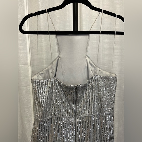 ADRIANNA PAPELL Silver Sequin Halter Gown | size 10 - Picture 4 of 11